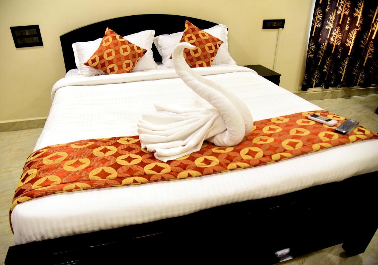Alexa Home Stay Tirupati Ngoại thất bức ảnh