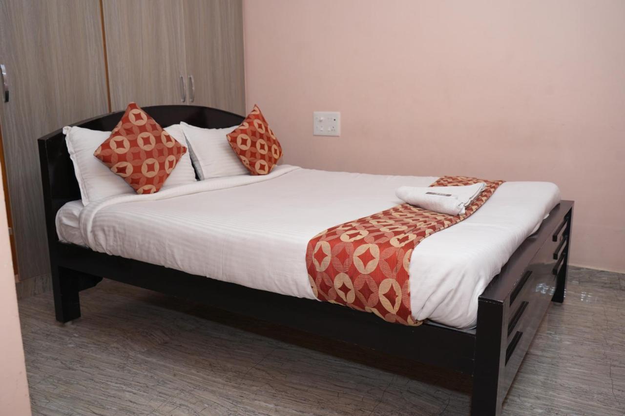 Alexa Home Stay Tirupati Ngoại thất bức ảnh